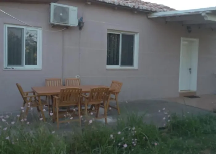 别墅 Oasis New Shtoj